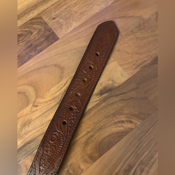 Vintage Brown Western Leather Men's Belt - Picture 5 of 7